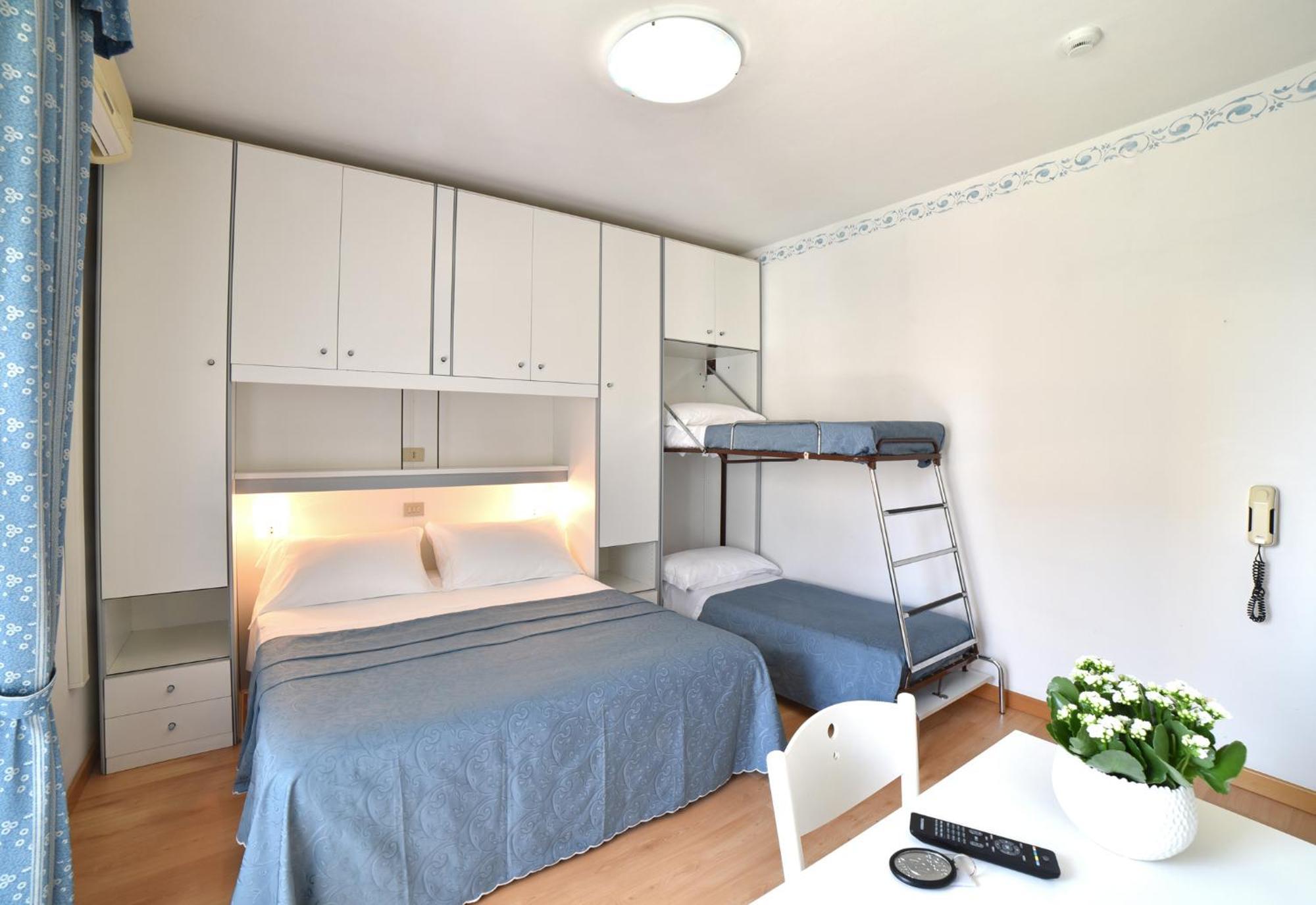 Hotel Laurin Lido di Jesolo Esterno foto